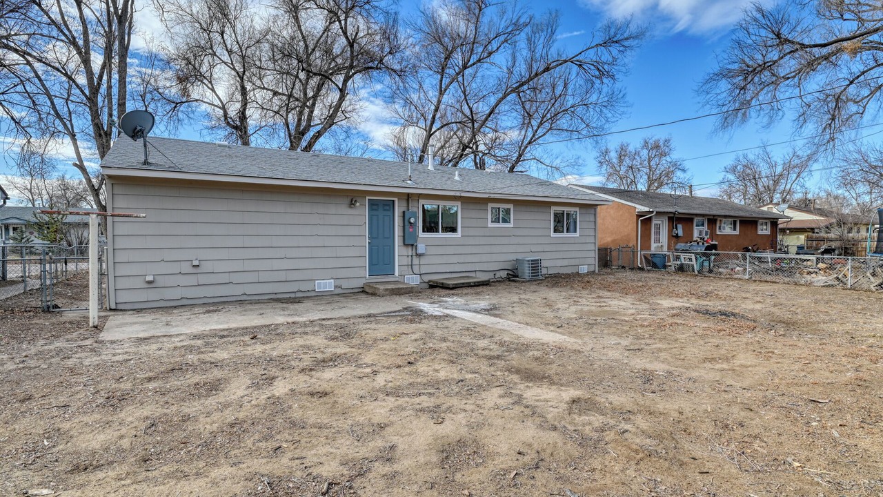 Photo of Outdoor in Security-Widefield