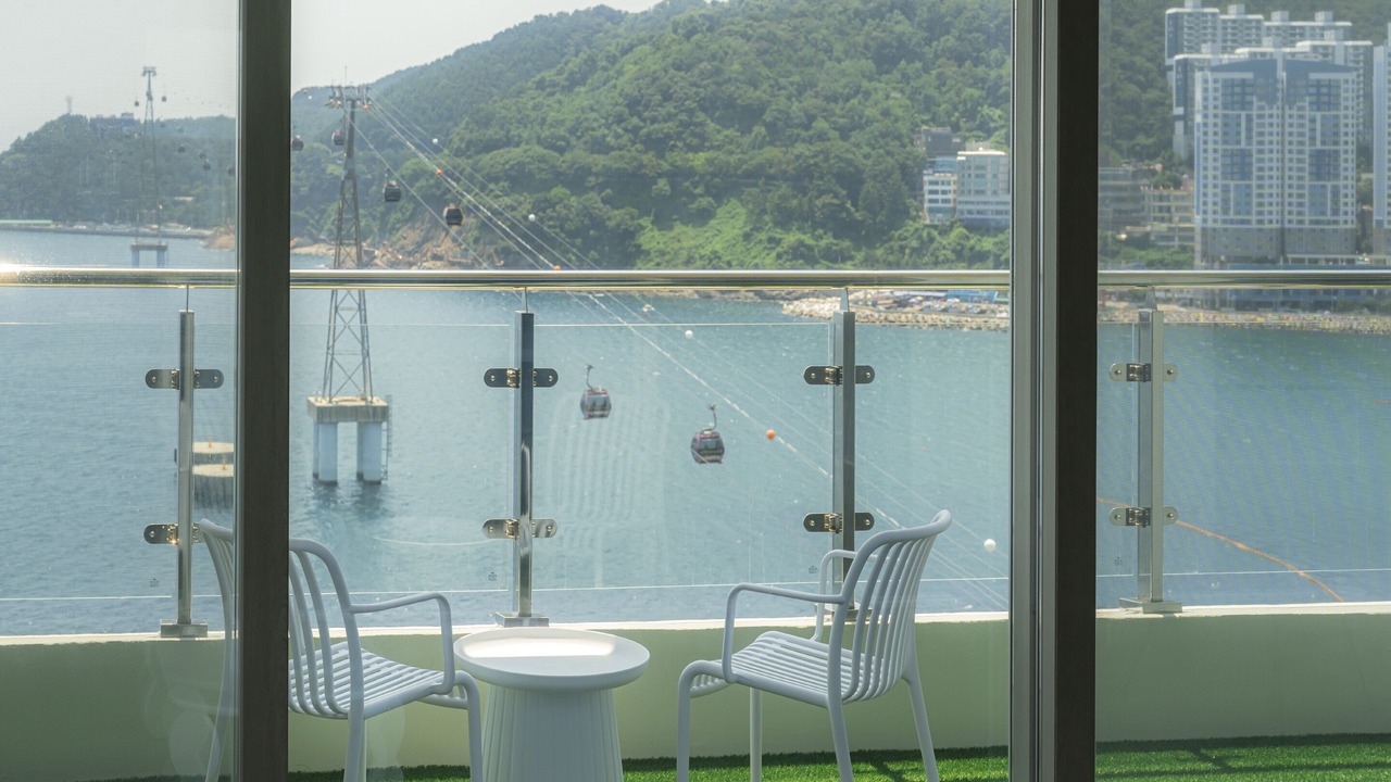 Photo of Patio Balcony in Seo