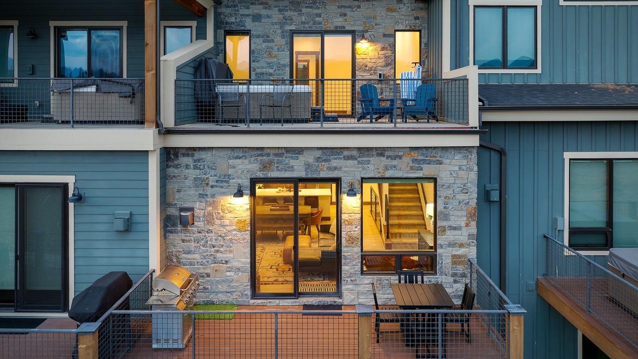 Photo of Outdoor in Fraser