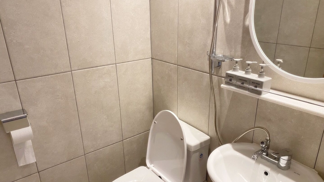 Photo of Bathroom in Gujwa