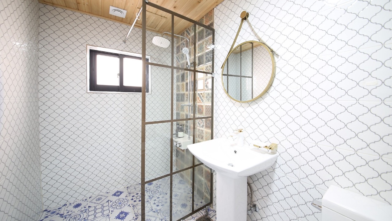 Photo of Bathroom in Chungmu