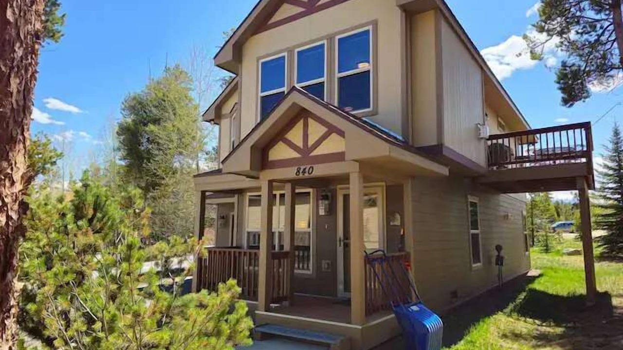 Photo of Outdoor in Fraser