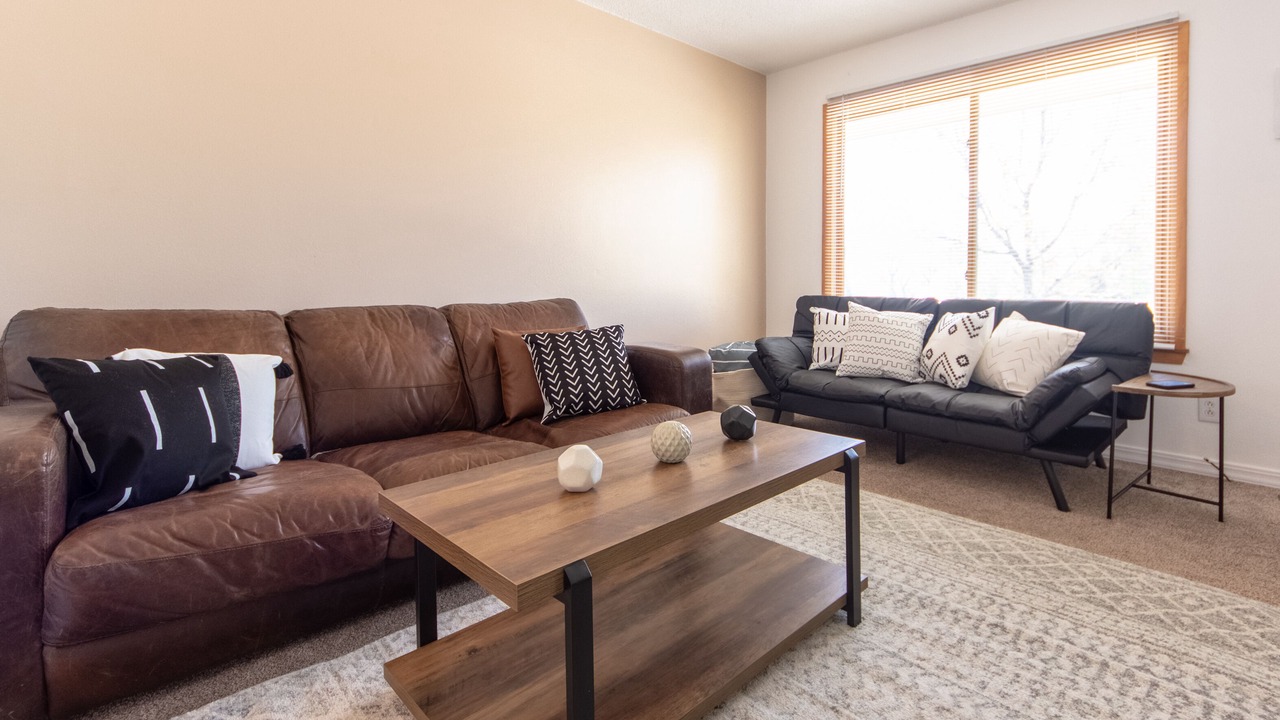 Photo of Livingroom in Central Colorado Springs