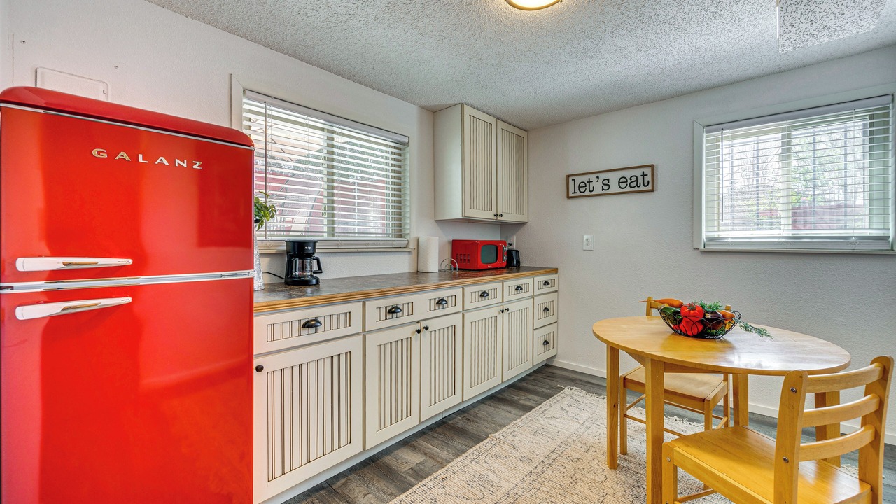Photo of Kitchen in Security-Widefield