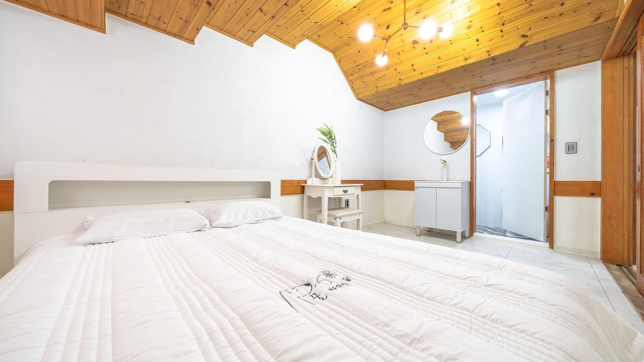 Photo of Bedroom in Suwon