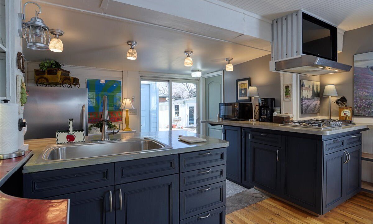 Photo of Kitchen in Barths