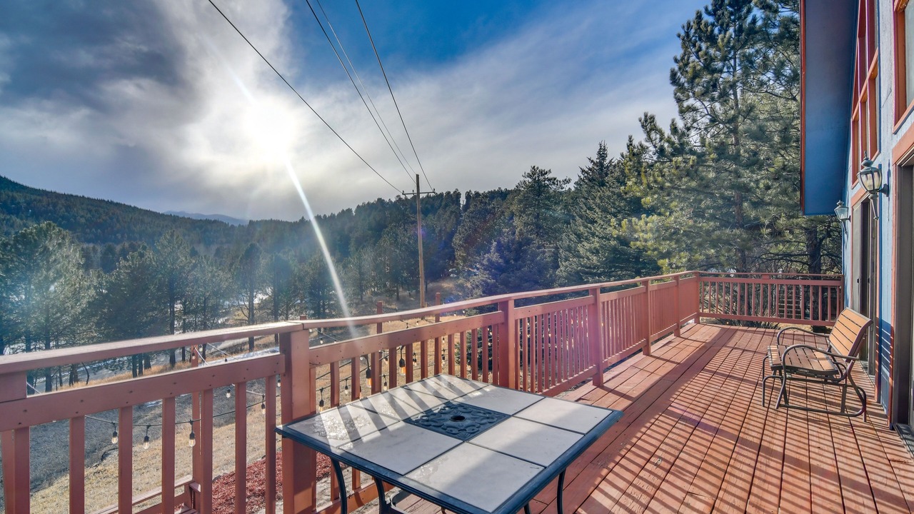Photo of Outdoor in Evergreen West Central