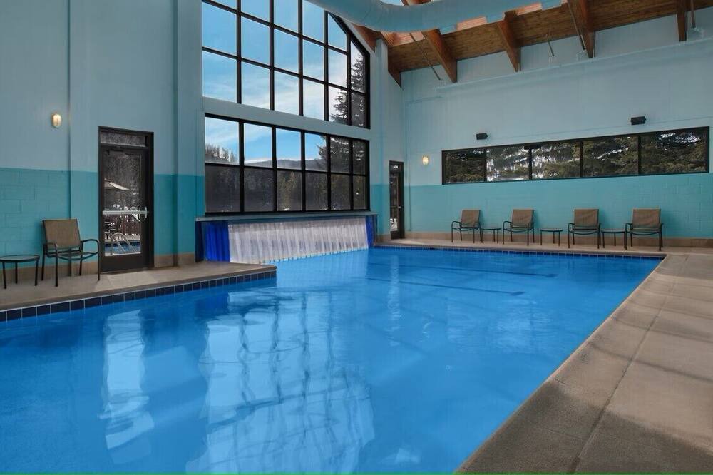 Photo of Outdoor in Highland Meadows