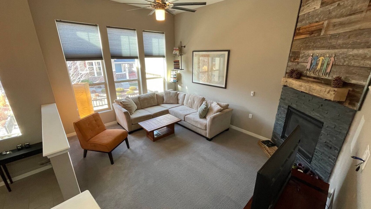 Photo of Livingroom in Louisville
