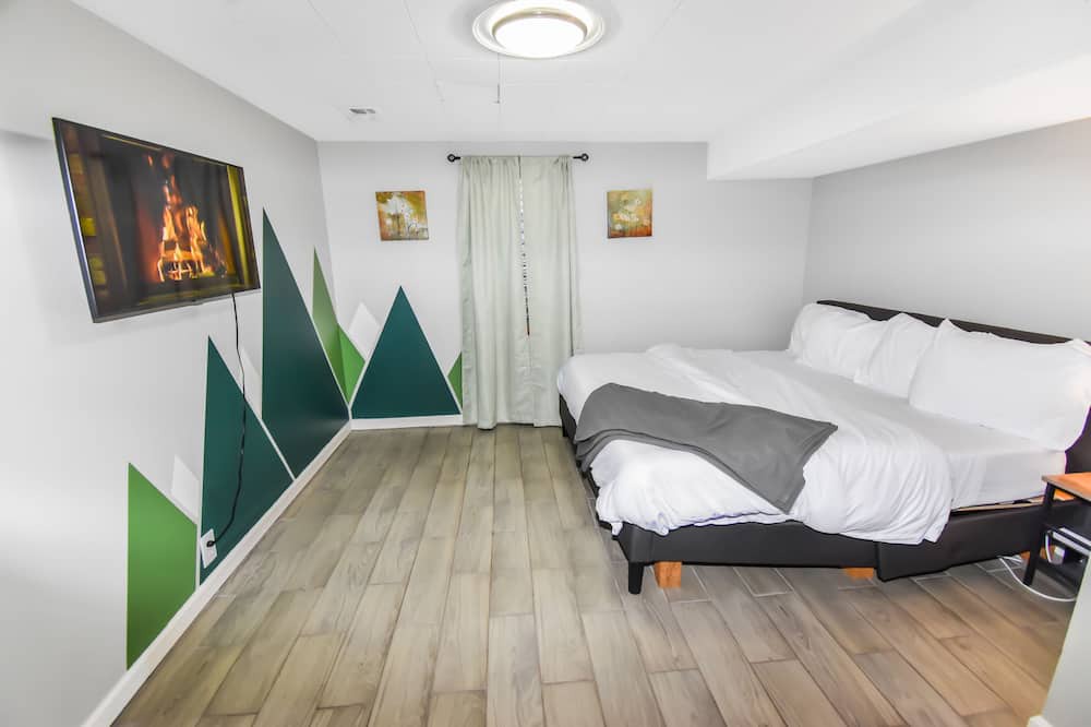 Photo of Bedroom in North Park Hill