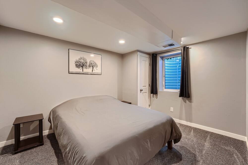 Photo of Bedroom in Lakewood