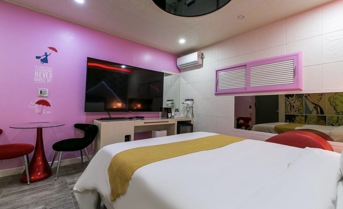 Photo of Bedroom in Downtown