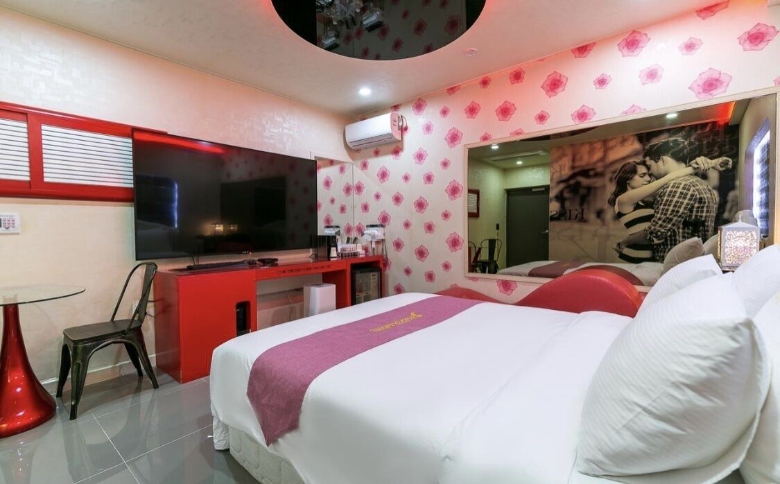 Photo of Bedroom in Downtown