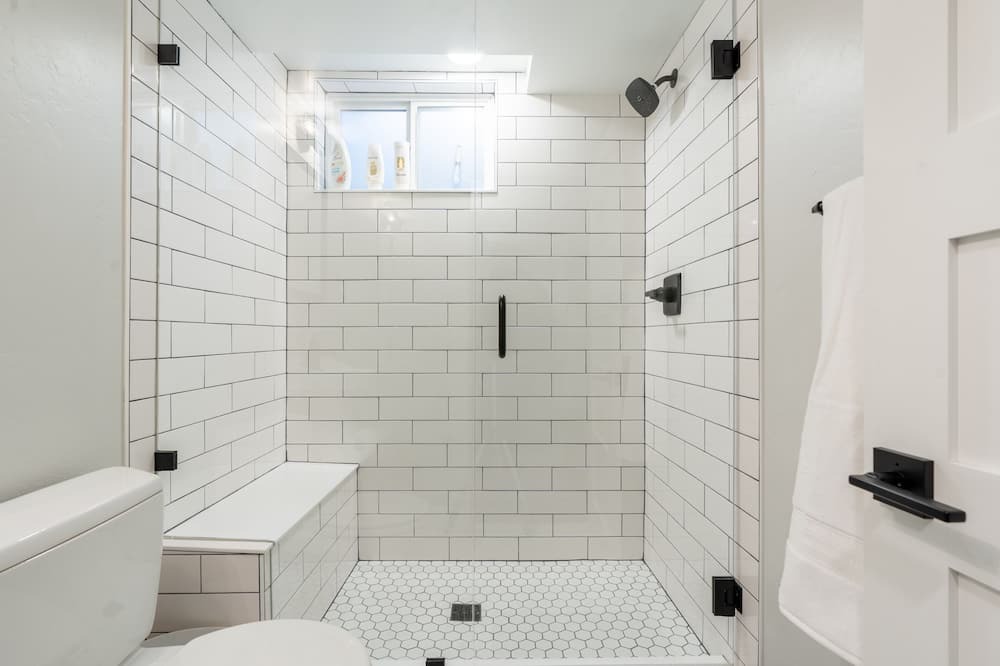 Photo of Bathroom in Bel Aire