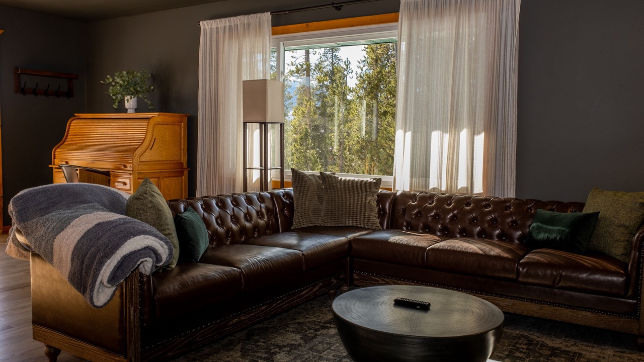 Photo of Livingroom in Grand View Highlands
