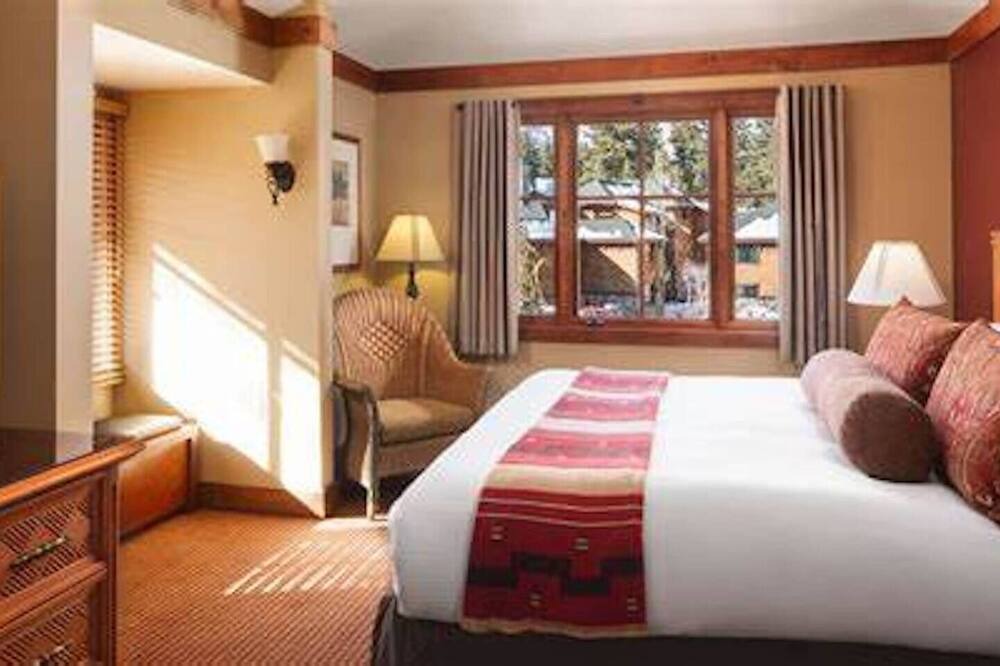 Photo of Bedroom in Beaver Creek