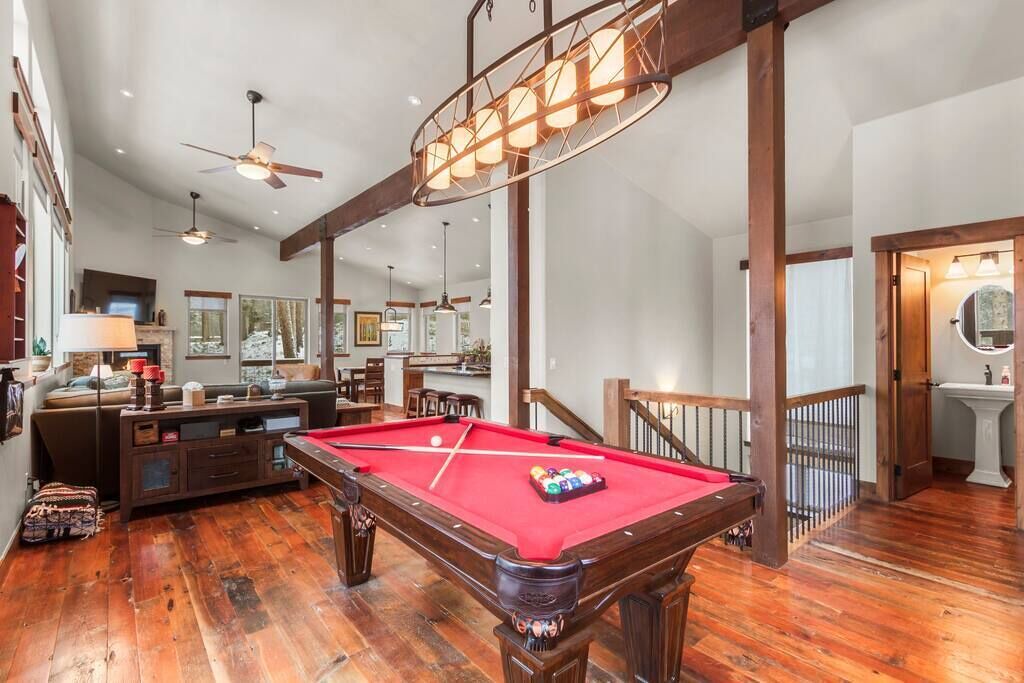 Photo of Bedroom in Lakeshore