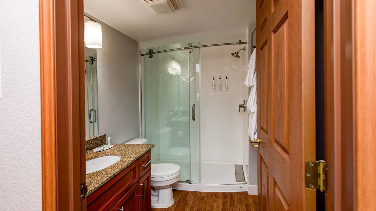 Photo of Bedroom in Ken Caryl