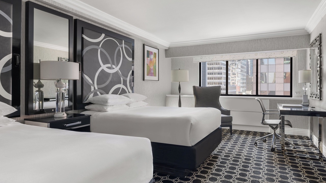 Photo of Bedroom in Theater District