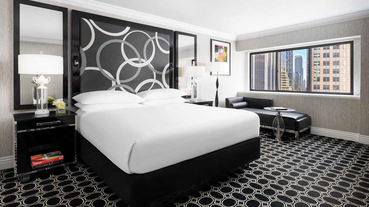 Photo of Bedroom in Theater District