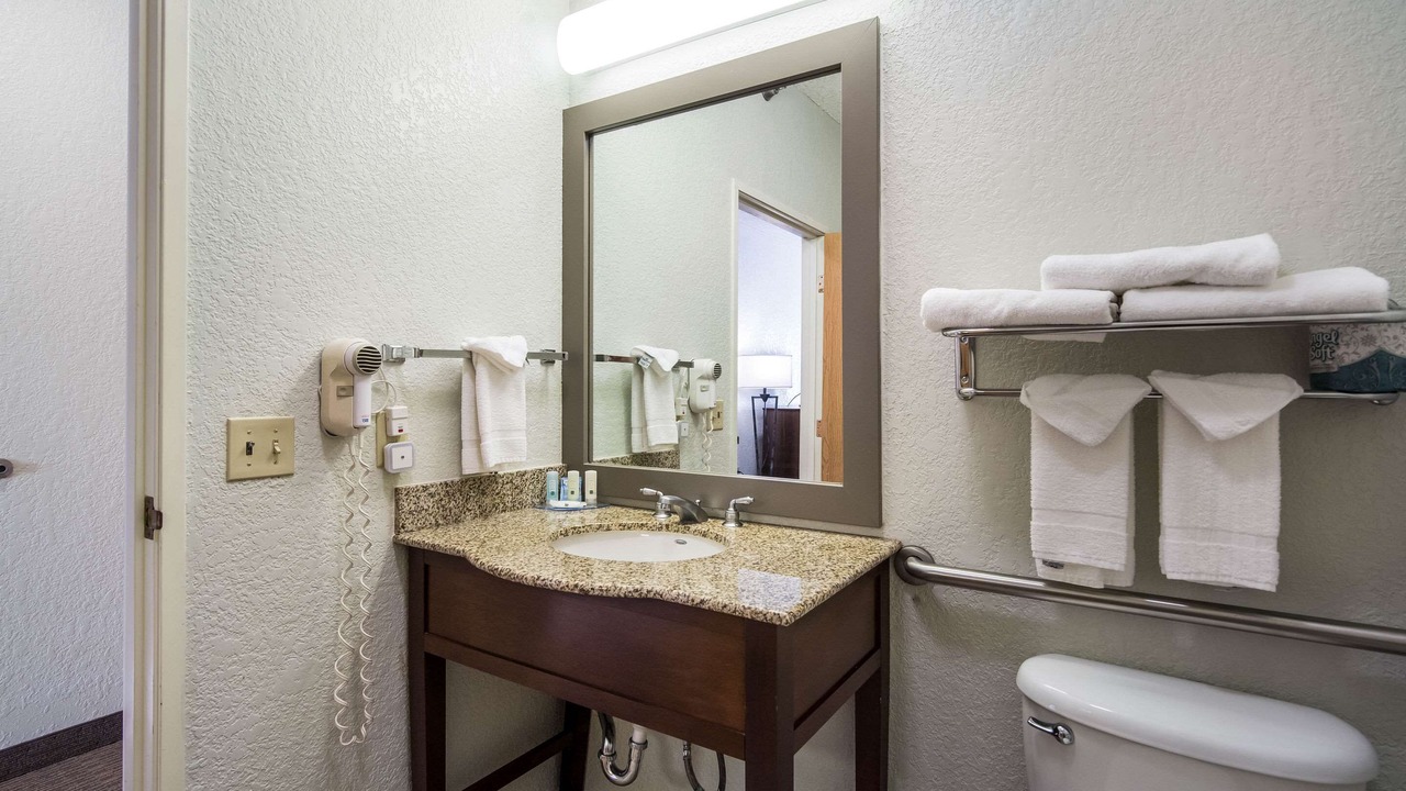 Photo of Bathroom in Pueblo West