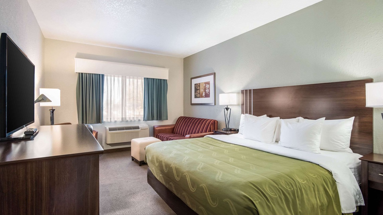 Photo of Bedroom in Pueblo West