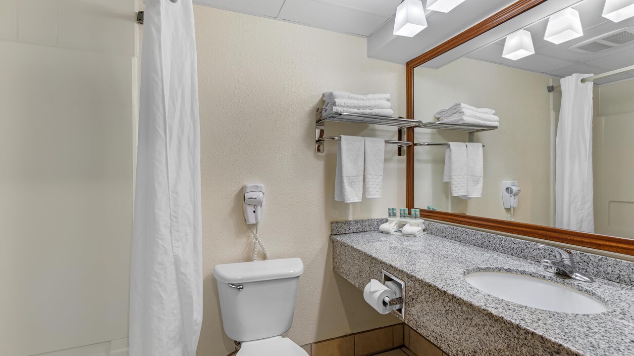 Photo of Bathroom in Firestone