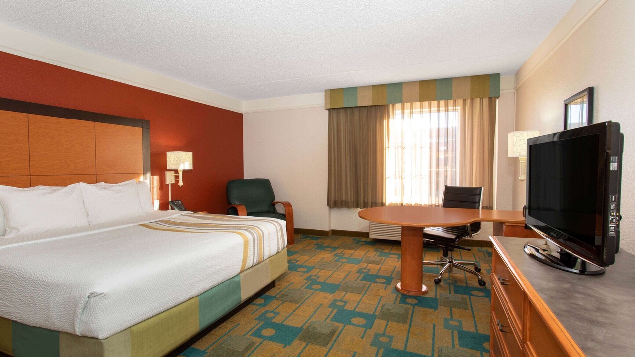 Photo of Bedroom in Lakewood