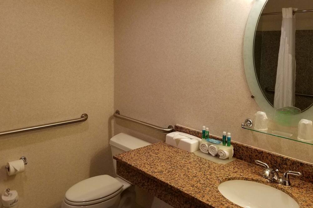 Photo of Bathroom in Cortez