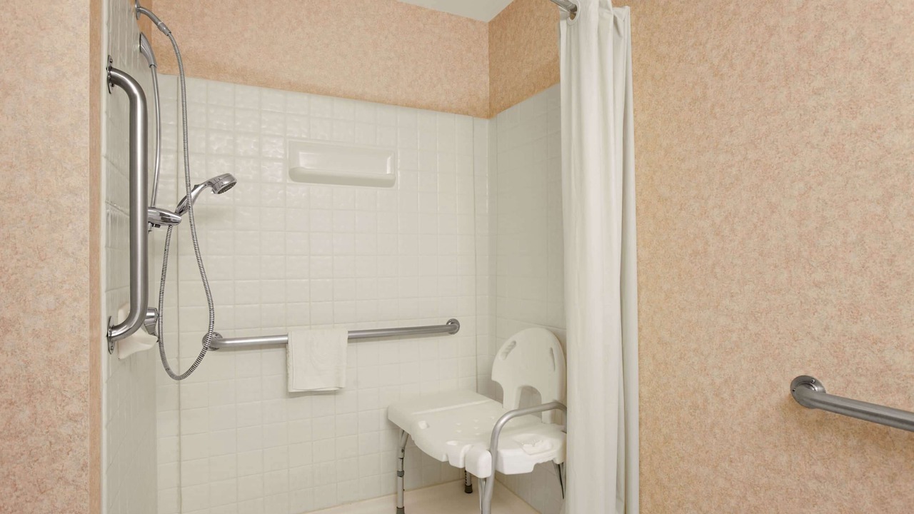 Photo of Bathroom in Golden