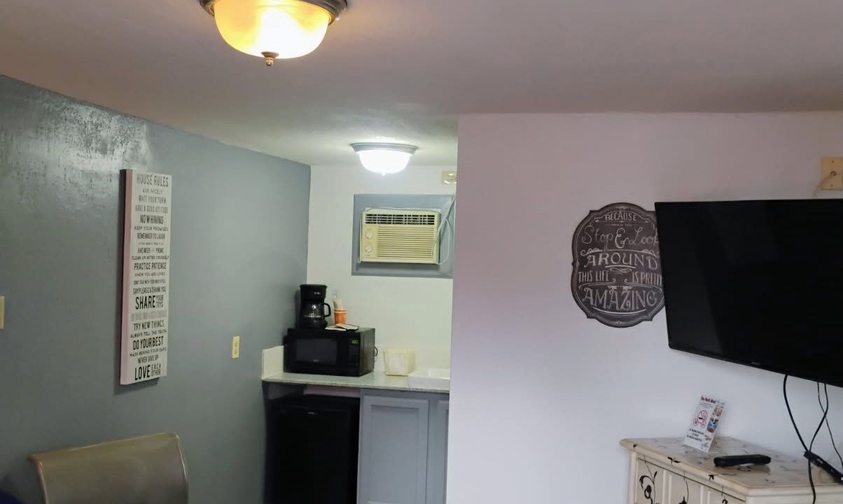 Photo of Bedroom in Central Colorado Springs