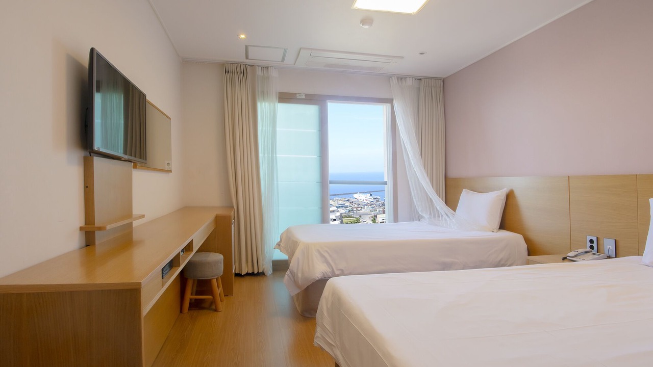 Photo of Bedroom in Downtown