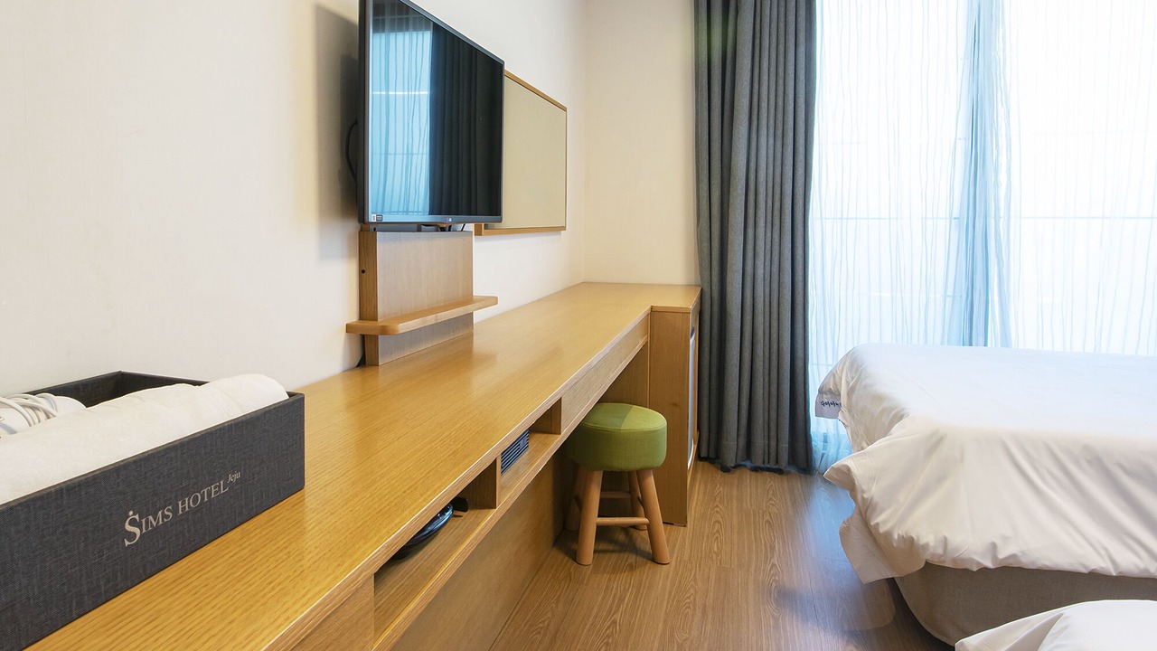 Photo of Bedroom in Downtown