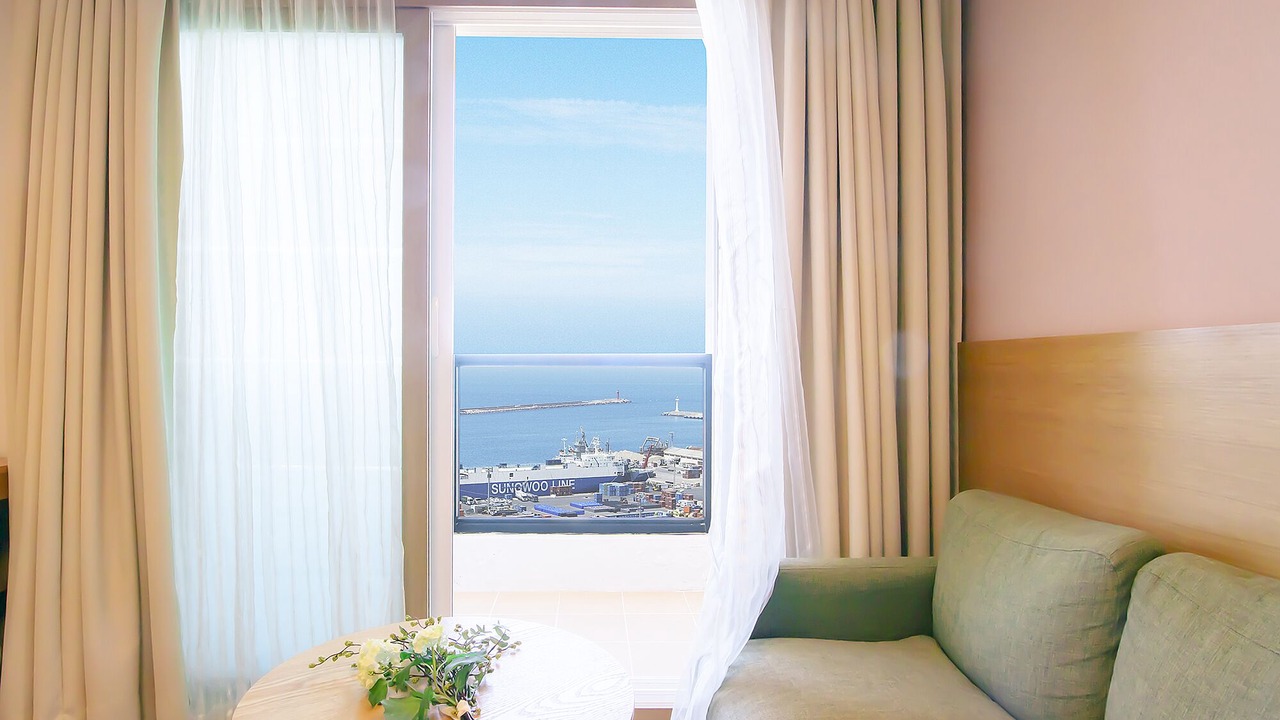Photo of Bedroom in Downtown