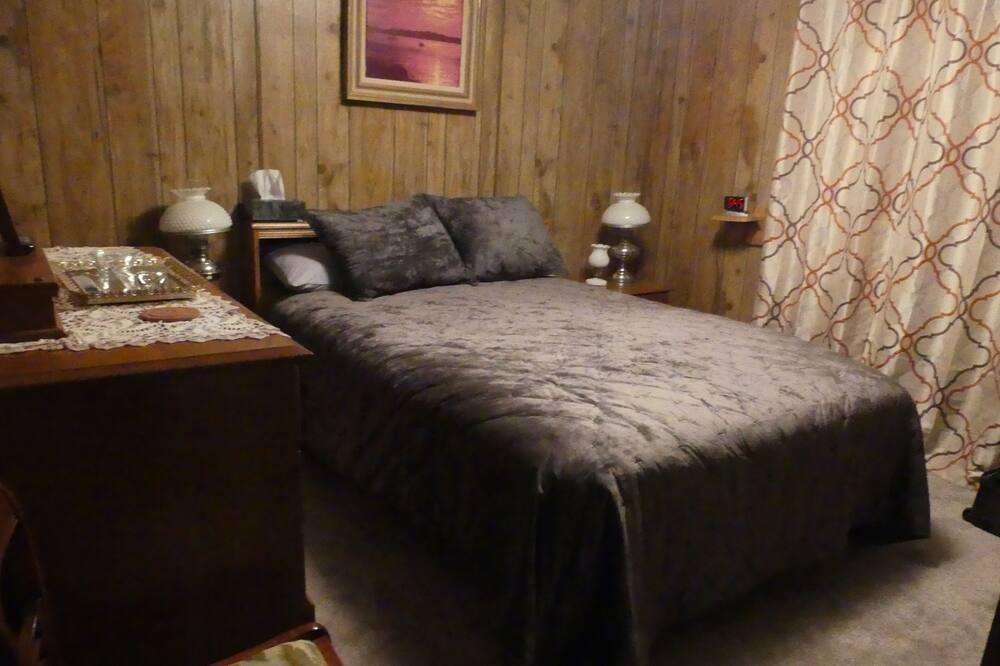 Photo of Bedroom in Collbran