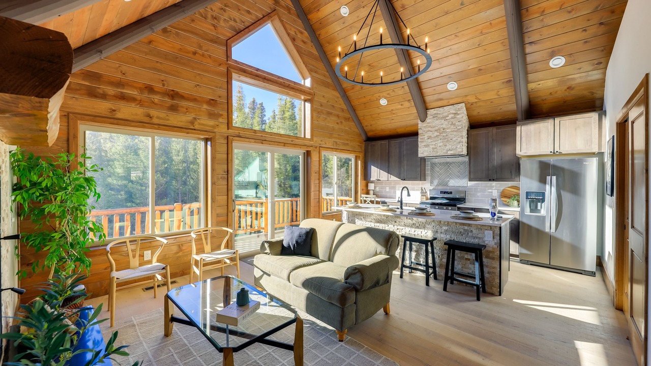 Photo of Livingroom in Saint Mary's