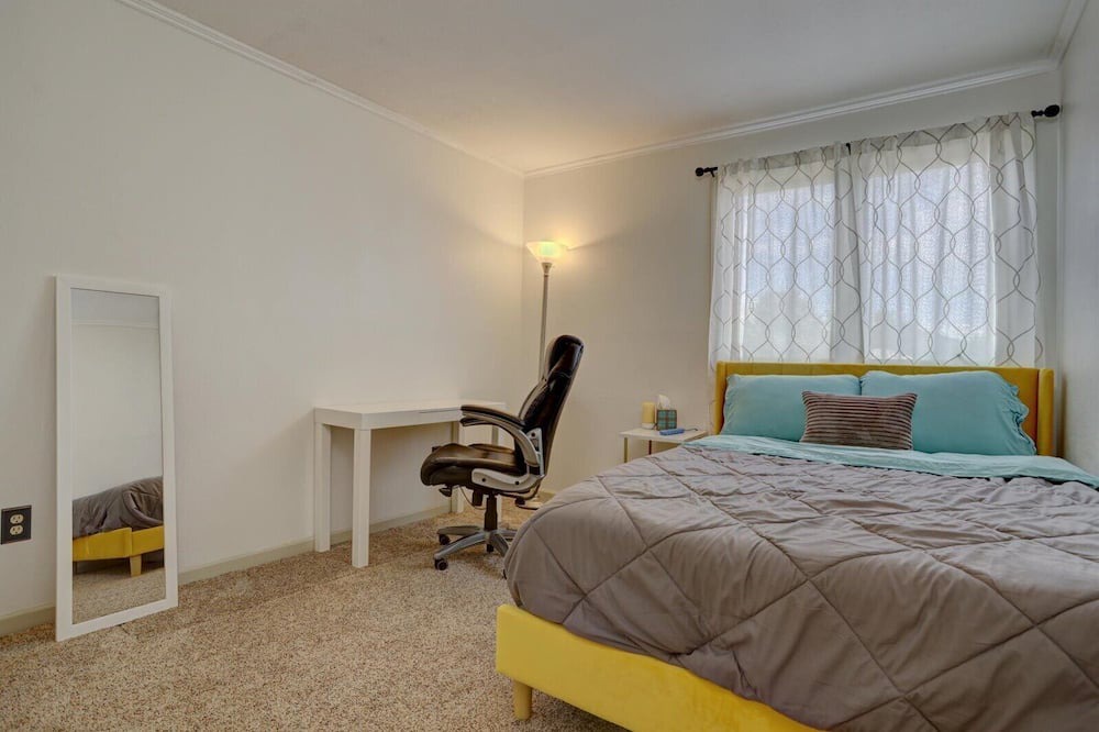 Photo of Bedroom in Lakewood