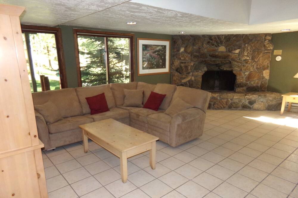 Photo of Others in Keystone