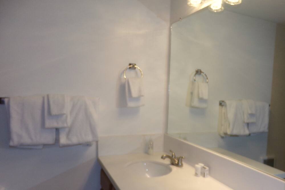 Photo of Bathroom in Keystone