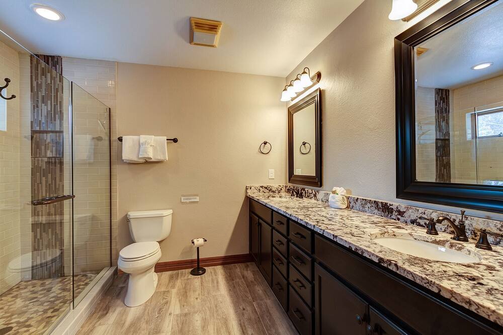 Photo of Bathroom in Breckenridge Heights