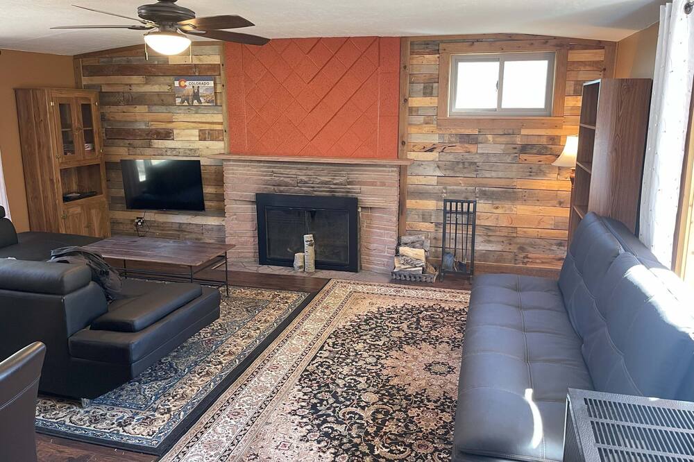 Photo of Livingroom in Bailey