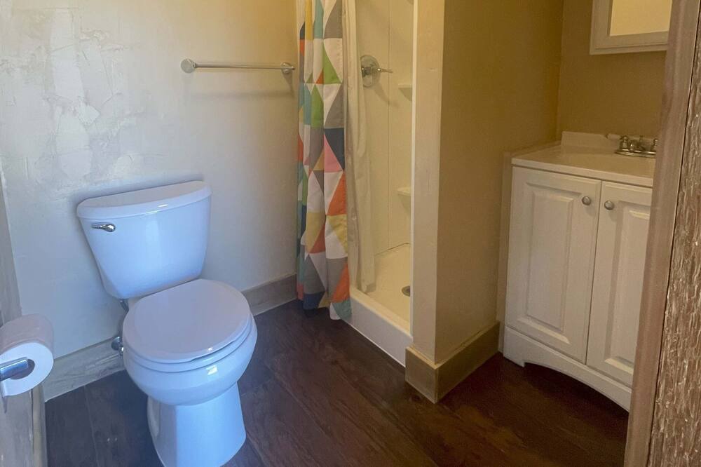 Photo of Bathroom in Bailey