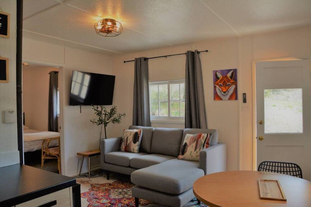 Photo of Livingroom in Bailey