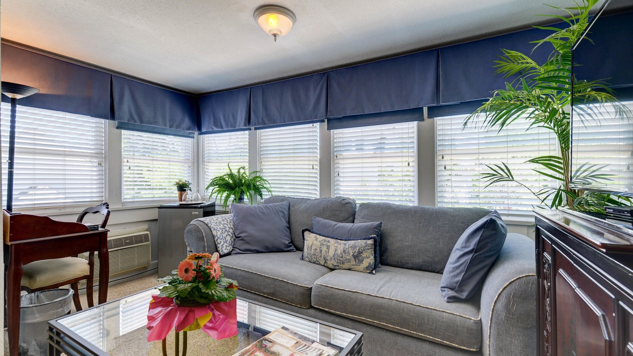 Photo of Livingroom in Downtown Colorado Springs