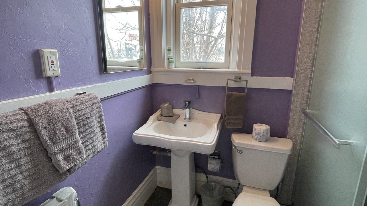 Photo of Bathroom in Cheesman Park