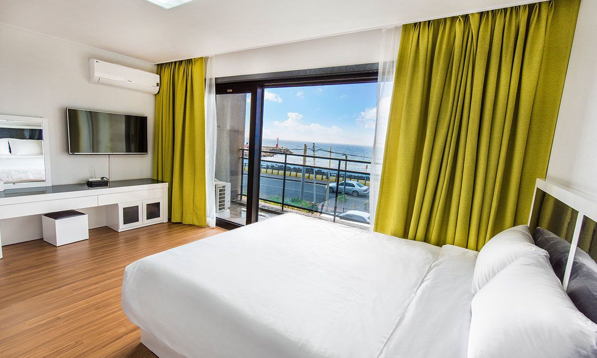 Photo of Bedroom in Downtown