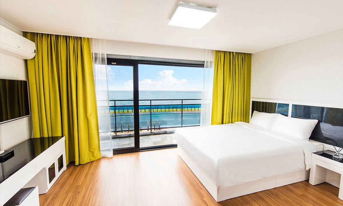 Photo of Bedroom in Downtown