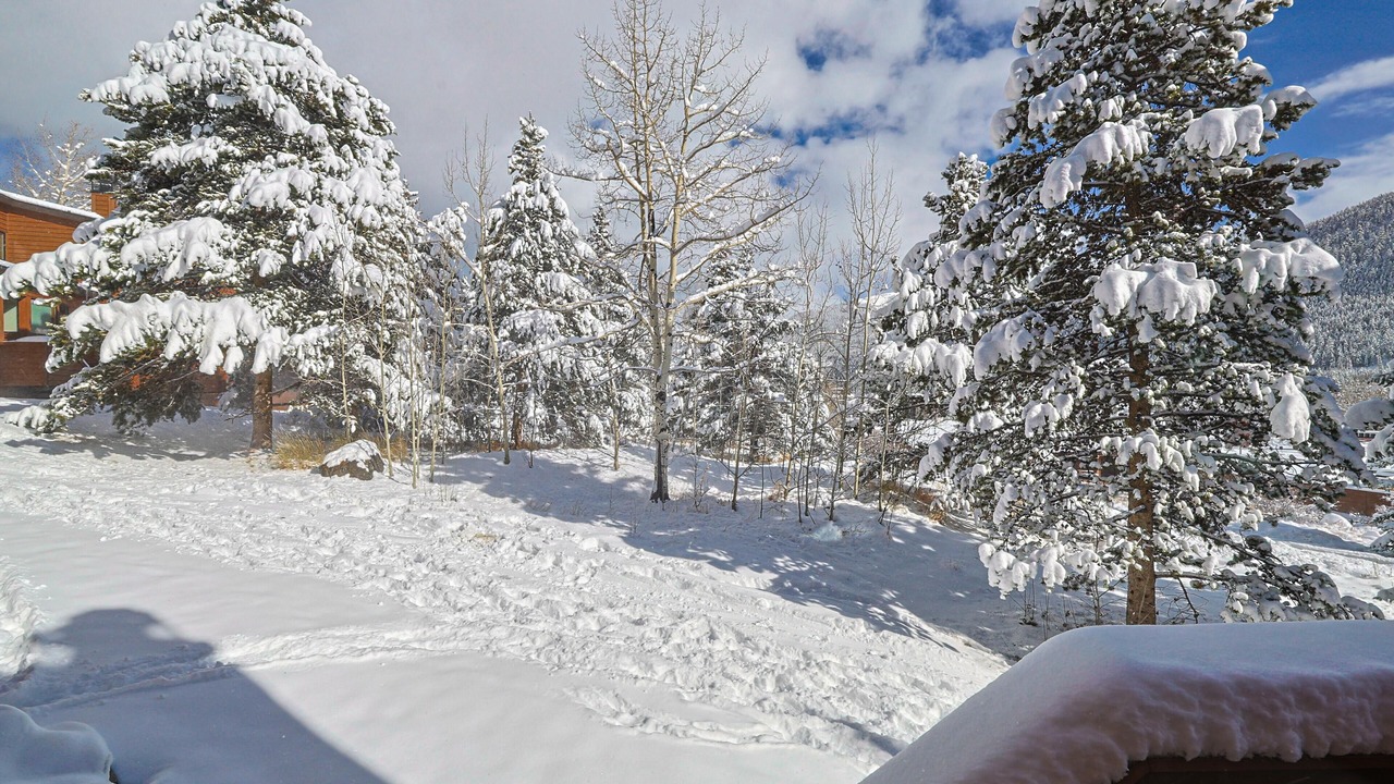 Photo of Others in Keystone