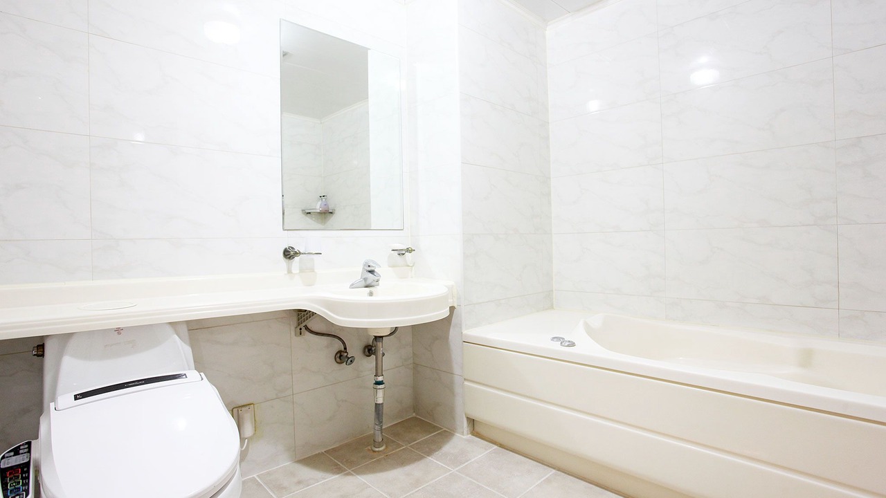 Photo of Bathroom in Osan
