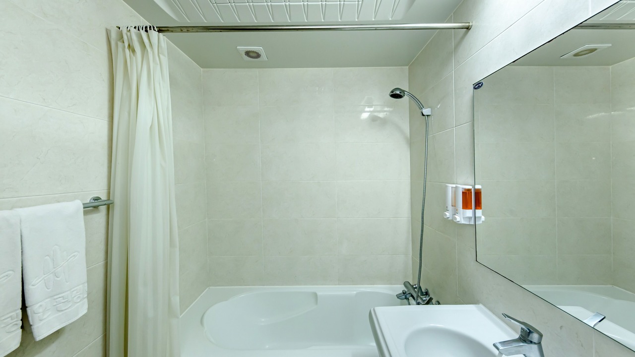 Photo of Bathroom in Yeon-dong
